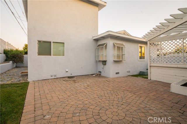 2817 Fisk Lane, Redondo Beach, California 90278, 4 Bedrooms Bedrooms, ,3 BathroomsBathrooms,Residential,Sold,Fisk,CV20139455