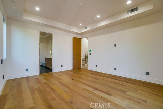 521 Helberta Avenue, Redondo Beach, California 90277, 4 Bedrooms Bedrooms, ,3 BathroomsBathrooms,Residential,Sold,Helberta,SB19088015