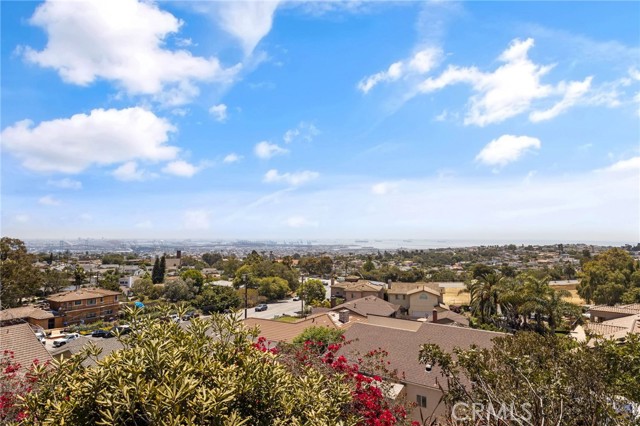 2050 Suana Drive, Rancho Palos Verdes, California 90275, 3 Bedrooms Bedrooms, ,2 BathroomsBathrooms,Residential,Sold,Suana,PW21144853