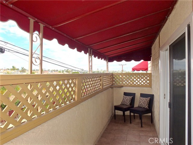 1104 Harkness Lane, Redondo Beach, California 90278, 3 Bedrooms Bedrooms, ,2 BathroomsBathrooms,Residential,Sold,Harkness,PW18238945