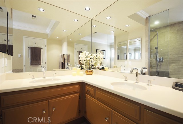 53 Aspen Way, Rolling Hills Estates, California 90274, 2 Bedrooms Bedrooms, ,1 BathroomBathrooms,Residential,Sold,Aspen,PV19150443