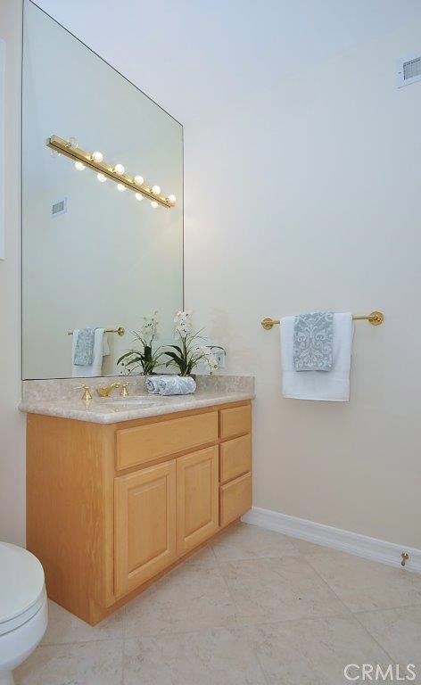 Main Level Jack n Jill Bathroom