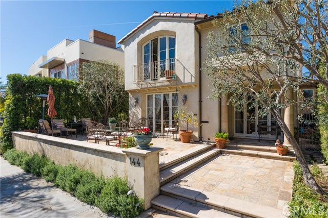 Photo of 144 Rivo Alto Canal, Long Beach, CA 90803