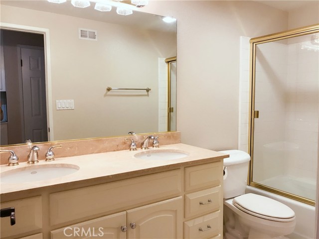 142 Aspen Way, Rolling Hills Estates, California 90274, 3 Bedrooms Bedrooms, ,1 BathroomBathrooms,Residential,Sold,Aspen,AR17193467