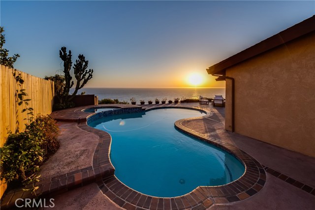 30623 Rue De La Pierre, Rancho Palos Verdes, California 90275, 4 Bedrooms Bedrooms, ,2 BathroomsBathrooms,Residential,Sold,Rue De La Pierre,PV18092164