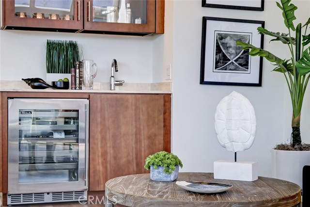417 20th Place, Manhattan Beach, California 90266, 3 Bedrooms Bedrooms, ,2 BathroomsBathrooms,Residential,Sold,20th,SB21058820