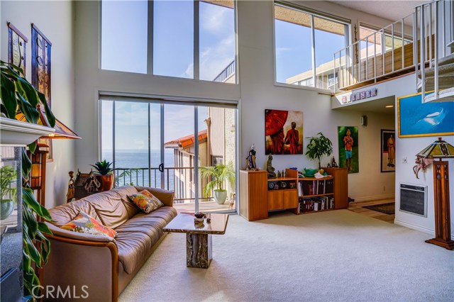 535 Esplanade, Redondo Beach, California 90277, 3 Bedrooms Bedrooms, ,Residential,Sold,Esplanade,SB20234312