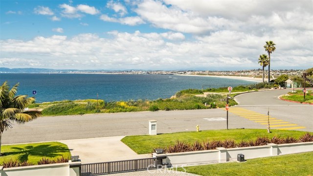 400 Paseo Del Mar, Palos Verdes Estates, California 90274, 5 Bedrooms Bedrooms, ,4 BathroomsBathrooms,Residential,Sold,Paseo Del Mar,SB20183435