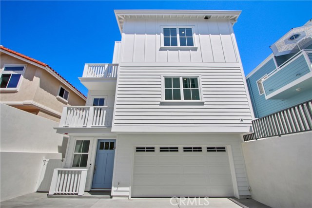 512 Irena Avenue, Redondo Beach, California 90277, 4 Bedrooms Bedrooms, ,1 BathroomBathrooms,Residential,Sold,Irena,SB20186750