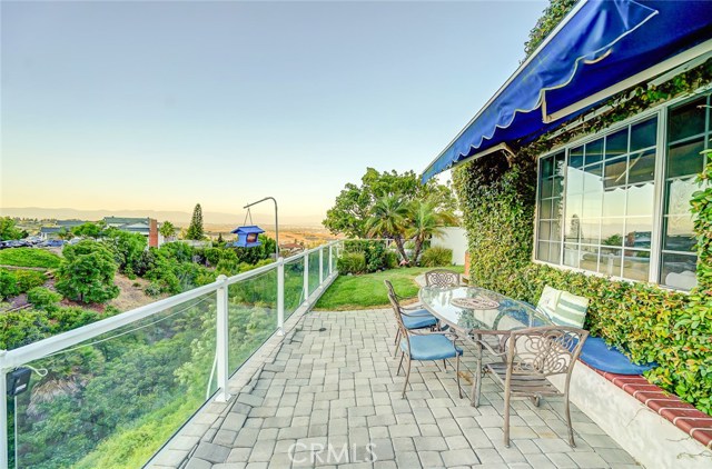 2163 Ronsard Road, Rancho Palos Verdes, California 90275, 3 Bedrooms Bedrooms, ,2 BathroomsBathrooms,Residential,Sold,Ronsard,SB20112673