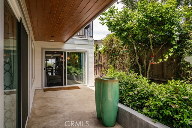 1944 Ardmore Avenue, Manhattan Beach, California 90266, 3 Bedrooms Bedrooms, ,2 BathroomsBathrooms,Residential,Sold,Ardmore,SB20111150