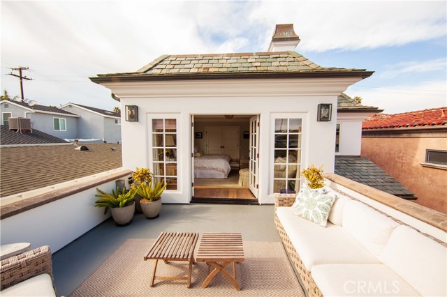 515 23rd Street, Manhattan Beach, California 90266, 3 Bedrooms Bedrooms, ,3 BathroomsBathrooms,Residential,Sold,23rd,SB21052388