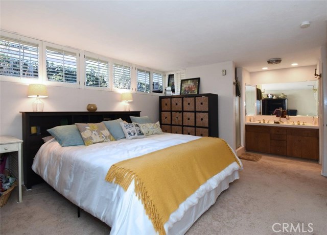 10 Pinto Lane, Rolling Hills Estates, California 90274, 4 Bedrooms Bedrooms, ,3 BathroomsBathrooms,Residential,Sold,Pinto,PV20024479