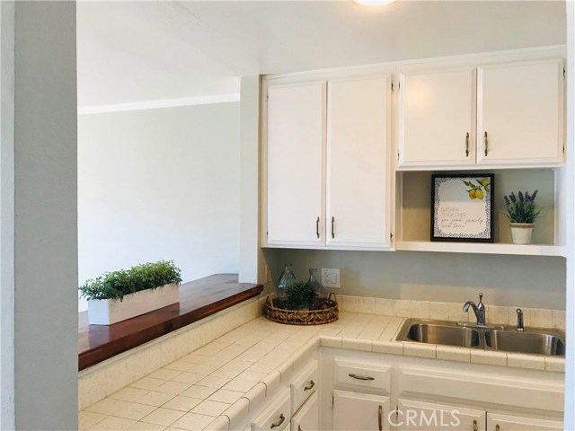 250 The Village, Redondo Beach, California 90277, 1 Bedroom Bedrooms, ,1 BathroomBathrooms,Residential,Sold,The Village,PV20097741