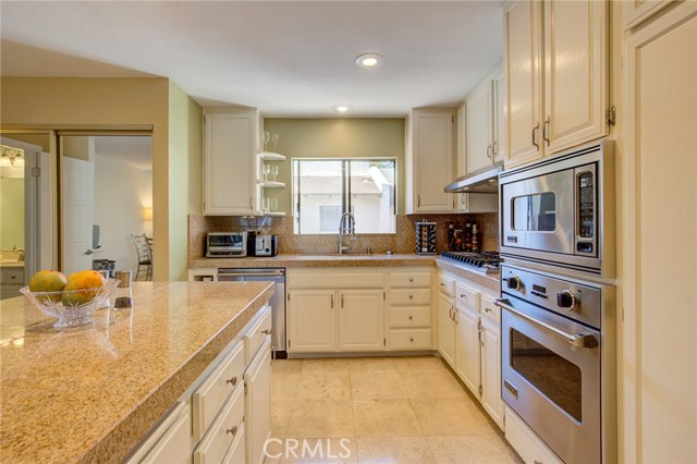 2108 Rockefeller Lane, Redondo Beach, California 90278, 2 Bedrooms Bedrooms, ,2 BathroomsBathrooms,Residential,Sold,Rockefeller,SB19238664