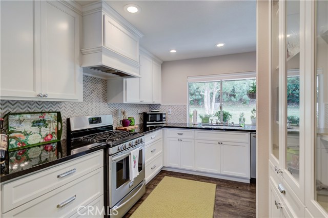 79 Aspen Way, Rolling Hills Estates, California 90274, 2 Bedrooms Bedrooms, ,2 BathroomsBathrooms,Residential,Sold,Aspen,SB18216474