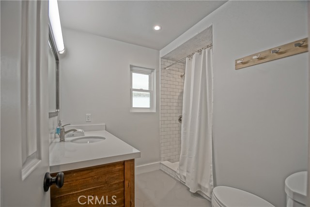 129 38th Street, Manhattan Beach, California 90266, 6 Bedrooms Bedrooms, ,6 BathroomsBathrooms,Residential,Sold,38th,SB21024072