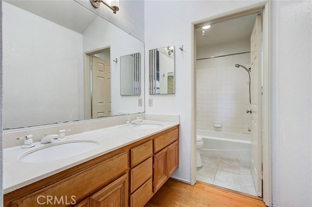 3 Bed Home for Sale in Hawthorne, California