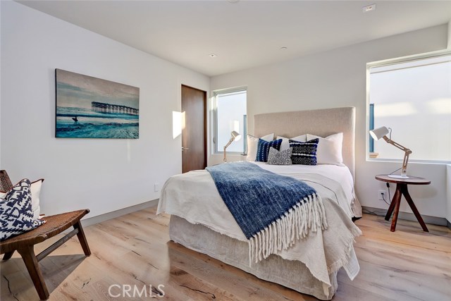 60 The Strand, Hermosa Beach, California 90254, 4 Bedrooms Bedrooms, ,2 BathroomsBathrooms,Residential,Sold,The Strand,SB18295909