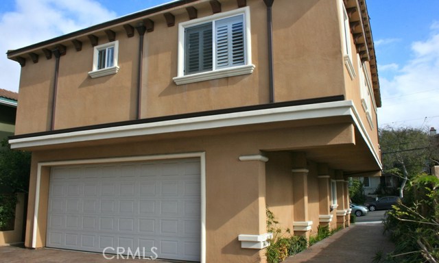 219 Lucia Avenue, Redondo Beach, California 90277, 3 Bedrooms Bedrooms, ,2 BathroomsBathrooms,Residential,Sold,Lucia,PV18248811