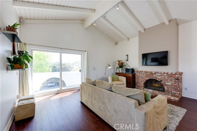 1645 Carlson Lane, Redondo Beach, California 90278, 3 Bedrooms Bedrooms, ,2 BathroomsBathrooms,Residential,Sold,Carlson,SB17083104