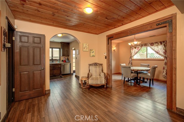 1503 Phelan Lane, Redondo Beach, California 90278, 3 Bedrooms Bedrooms, ,3 BathroomsBathrooms,Residential,Sold,Phelan,PV20167247