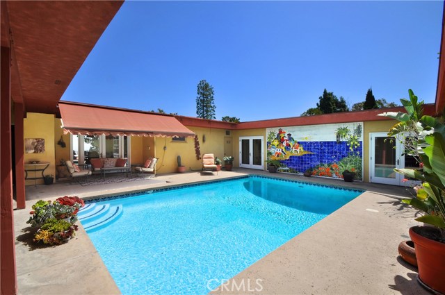 6024 Via Sonoma, Rancho Palos Verdes, California 90275, 3 Bedrooms Bedrooms, ,4 BathroomsBathrooms,Residential,Sold,Via Sonoma,PV18087380