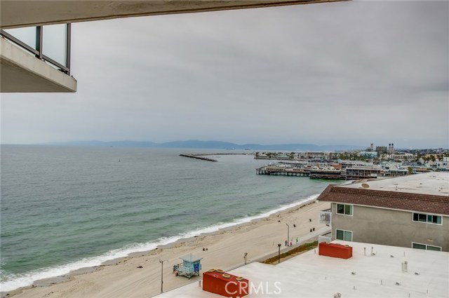 531 Esplanade, Redondo Beach, California 90277, 2 Bedrooms Bedrooms, ,2 BathroomsBathrooms,Residential,Sold,Esplanade,PV19107196