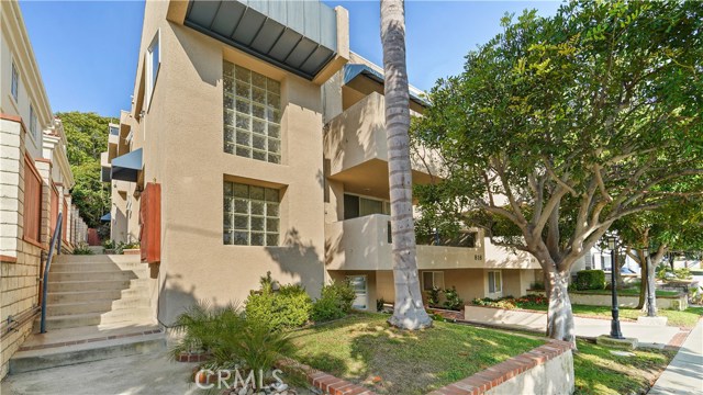 818 Juanita Avenue, Redondo Beach, California 90277, 4 Bedrooms Bedrooms, ,1 BathroomBathrooms,Residential,Sold,Juanita,SB20195219