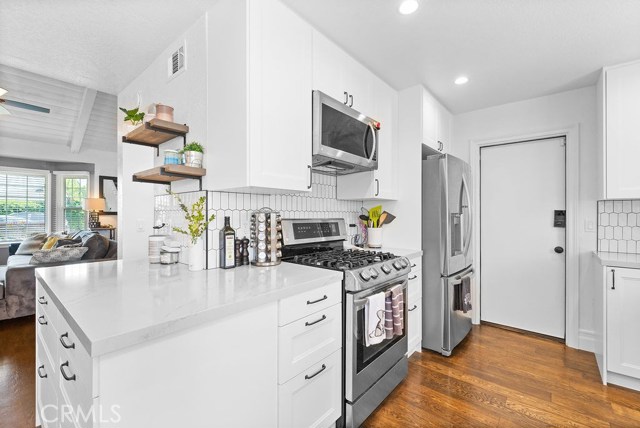 2000 Plant Avenue, Redondo Beach, California 90278, 3 Bedrooms Bedrooms, ,2 BathroomsBathrooms,Residential,Sold,Plant,OC20093537