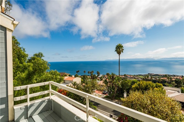 30504 Rhone Drive, Rancho Palos Verdes, California 90275, 5 Bedrooms Bedrooms, ,3 BathroomsBathrooms,Residential,Sold,Rhone,PV19232007