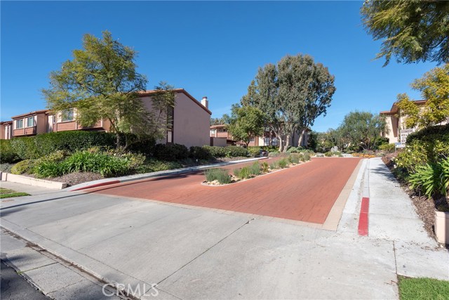 5937 Armaga Spring Road, Rancho Palos Verdes, California 90275, 2 Bedrooms Bedrooms, ,1 BathroomBathrooms,Residential,Sold,Armaga Spring,SB19018120