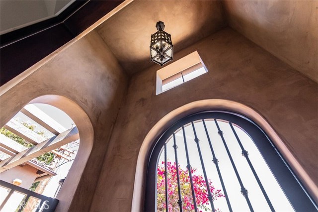 3617 Pacific Avenue, Manhattan Beach, California 90266, 5 Bedrooms Bedrooms, ,2 BathroomsBathrooms,Residential,Sold,Pacific,SB18228289