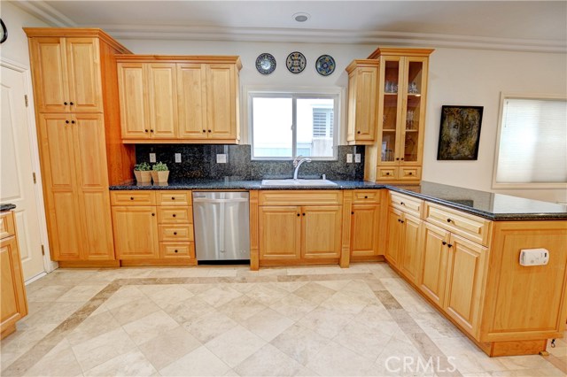 2110 Graham Avenue, Redondo Beach, California 90278, 4 Bedrooms Bedrooms, ,2 BathroomsBathrooms,Residential,Sold,Graham,SB17177228