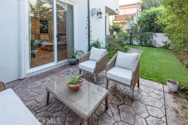 2019 Farrell Avenue, Redondo Beach, California 90278, 4 Bedrooms Bedrooms, ,3 BathroomsBathrooms,Residential,Sold,Farrell,PV18280425