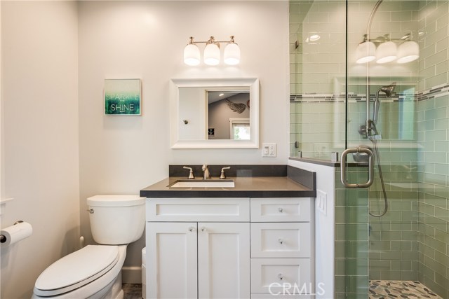 2nd level bath