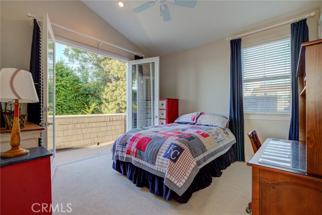 637 17th Street, Manhattan Beach, California 90266, 6 Bedrooms Bedrooms, ,3 BathroomsBathrooms,Residential,Sold,17th,SB20249999