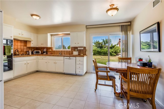 6925 Clovercliff Drive, Rancho Palos Verdes, California 90275, 5 Bedrooms Bedrooms, ,3 BathroomsBathrooms,Residential,Sold,Clovercliff,PV18117503