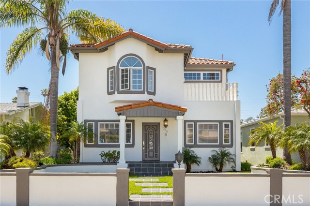 210 Avenue D, Redondo Beach, California 90277, 4 Bedrooms Bedrooms, ,1 BathroomBathrooms,Residential,Sold,Avenue D,PV17095327 210 Avenue D, Redondo Beach, California 90277, 4 Bedrooms Bedrooms, ,1 BathroomBathrooms,Residential,Sold,Avenue D,PV17095327