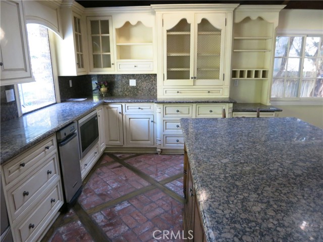 30014 Via Victoria, Rancho Palos Verdes, California 90275, 5 Bedrooms Bedrooms, ,3 BathroomsBathrooms,Residential,Sold,Via Victoria,SB21026758