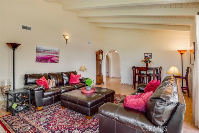 2115 Via Visalia, Palos Verdes Estates, California 90274, 3 Bedrooms Bedrooms, ,2 BathroomsBathrooms,Residential,Sold,Via Visalia,PV18145960