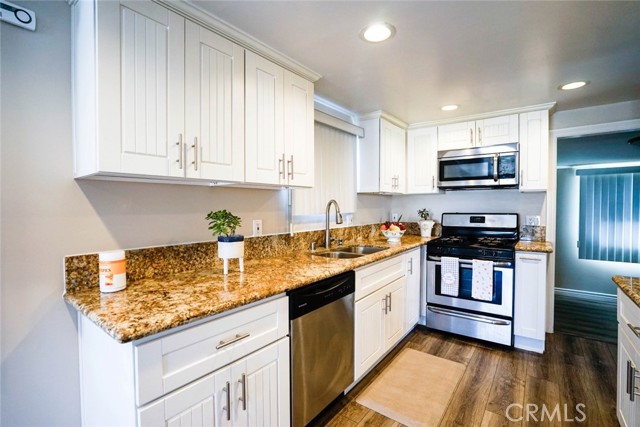 2 Bed Home for Sale in County - Los Angeles, California