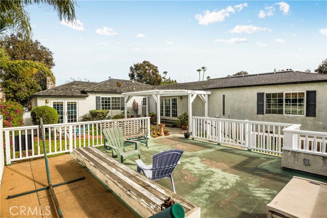 1159 Lynngrove Drive, Manhattan Beach, California 90266, 2 Bedrooms Bedrooms, ,2 BathroomsBathrooms,Residential,Sold,Lynngrove,SB18058801
