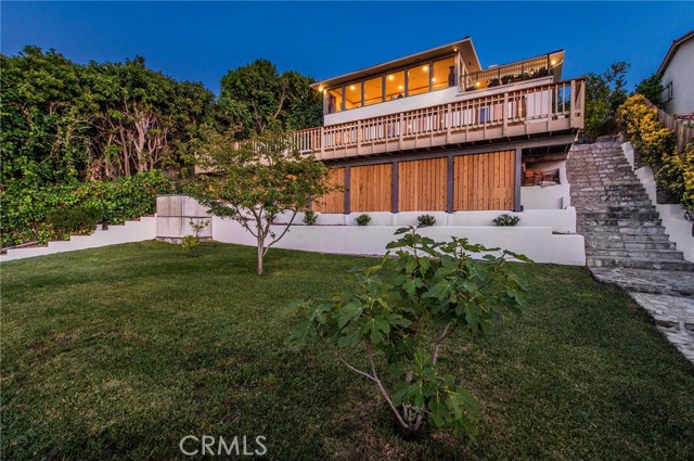 1661 Via Arriba, Palos Verdes Estates, California 90274, 4 Bedrooms Bedrooms, ,3 BathroomsBathrooms,Residential,Sold,Via Arriba,SB20096451