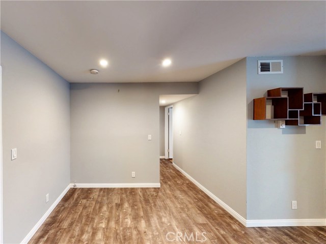 2411 Prospect Avenue, Hermosa Beach, California 90254, 2 Bedrooms Bedrooms, ,1 BathroomBathrooms,Residential,Sold,Prospect,SB21014634