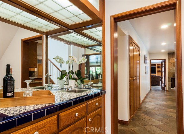 Wet bar between living and dining room.