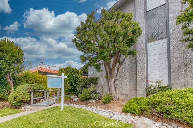 1911 Rockefeller Lane, Redondo Beach, California 90278, 2 Bedrooms Bedrooms, ,1 BathroomBathrooms,Residential,Sold,Rockefeller,SB20151257 1911 Rockefeller Lane, Redondo Beach, California 90278, 2 Bedrooms Bedrooms, ,1 BathroomBathrooms,Residential,Sold,Rockefeller,SB20151257