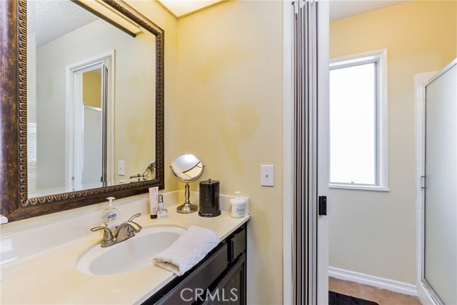 2 Bed Home for Sale in Canyon Country, California