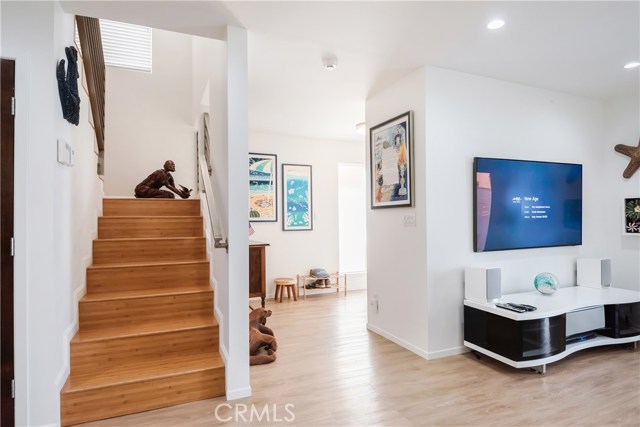 462 27th Street, Manhattan Beach, California 90266, 3 Bedrooms Bedrooms, ,2 BathroomsBathrooms,Residential,Sold,27th,SB20201304