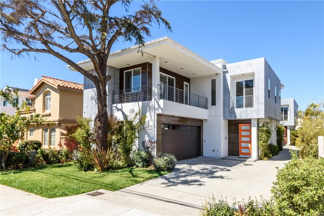 2313 Clark Lane, Redondo Beach, California 90278, 4 Bedrooms Bedrooms, ,3 BathroomsBathrooms,Residential,Sold,Clark,SB18080863